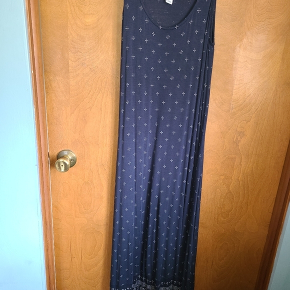 ‼️5/$10 Clearance‼️Old Navy Maxi Dress - size small